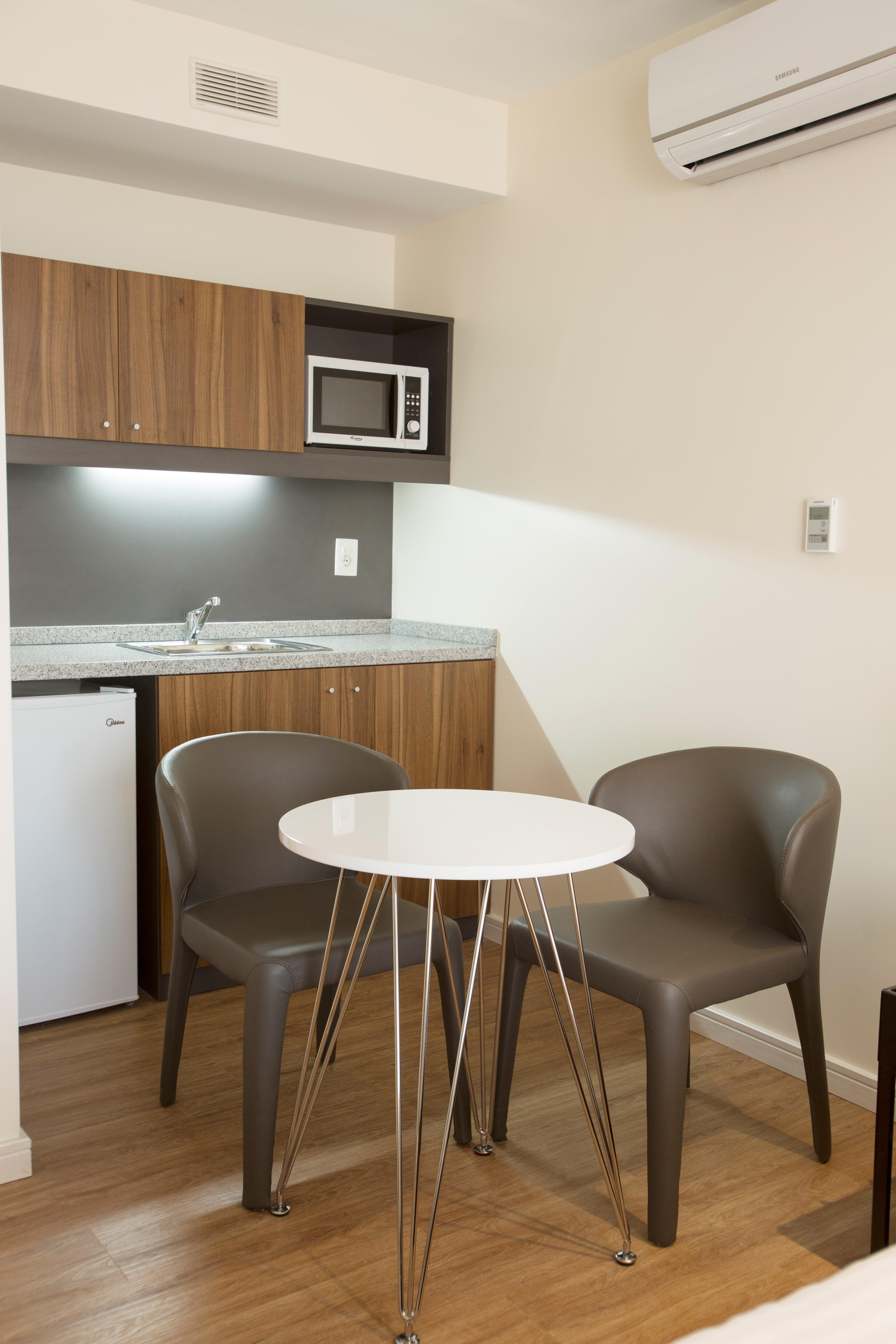 Regency Way Montevideo Hotel エクステリア 写真