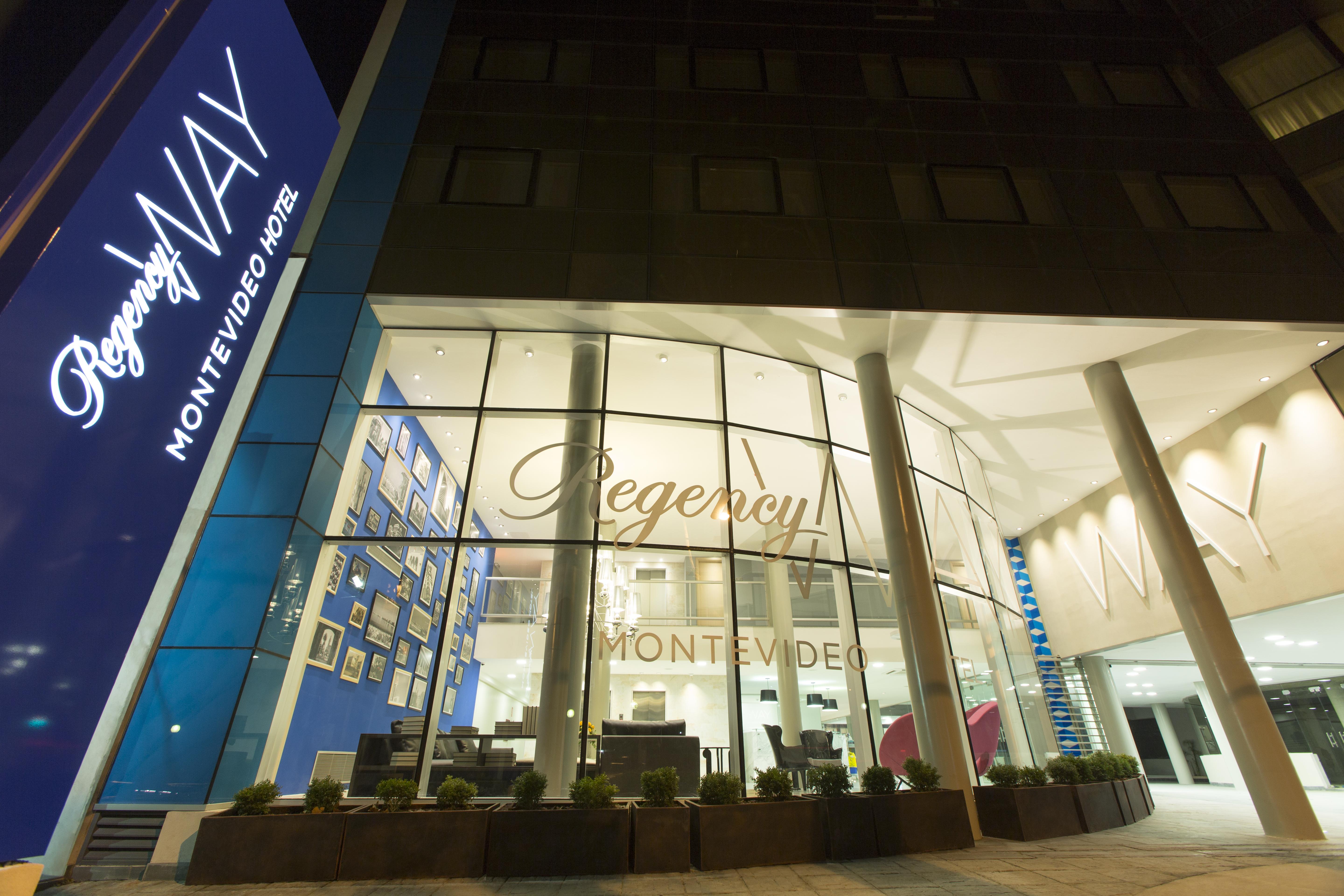 Regency Way Montevideo Hotel エクステリア 写真