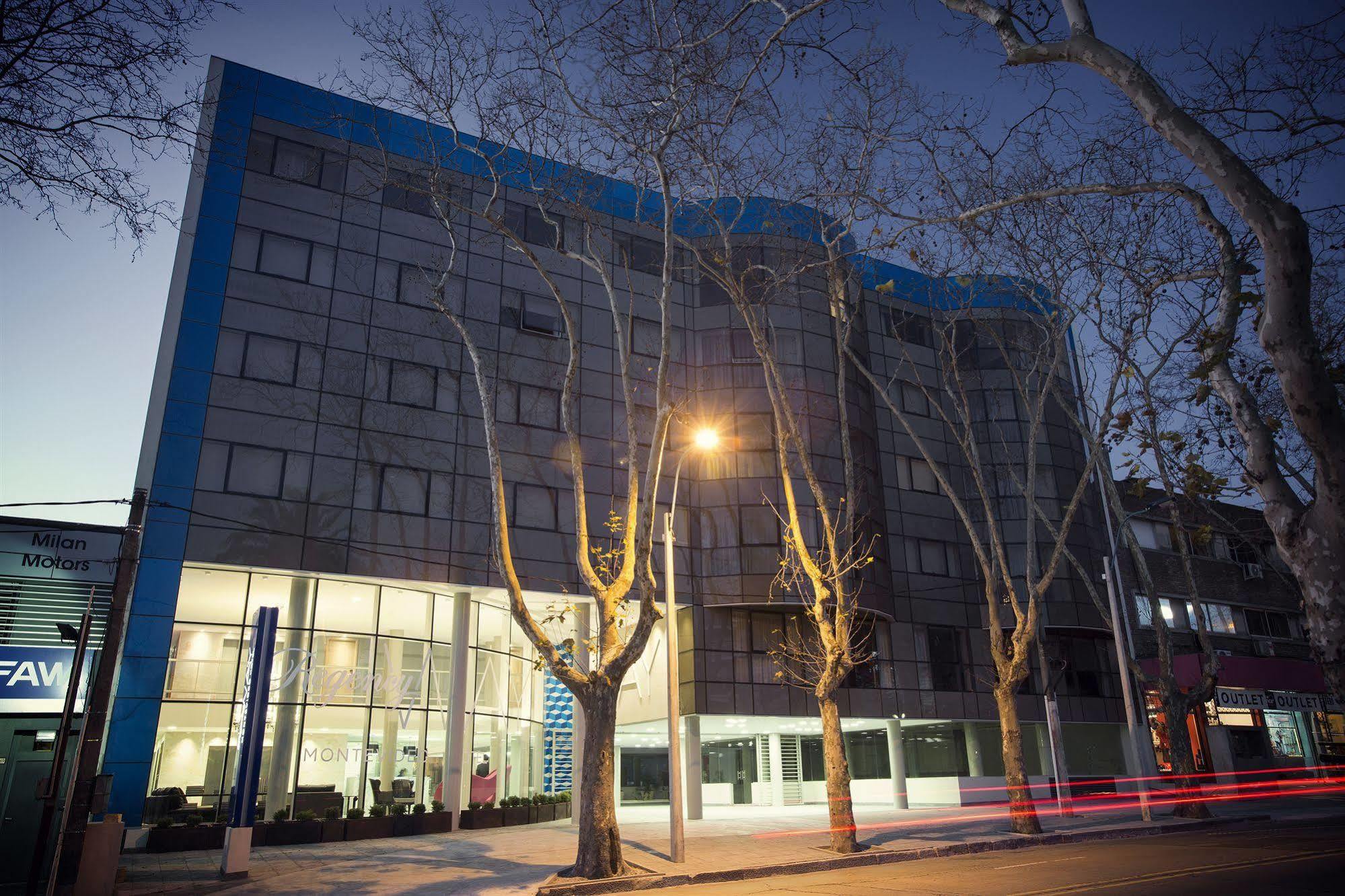 Regency Way Montevideo Hotel エクステリア 写真